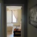 Apartment Stamopolulux директен изглед към морето