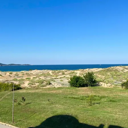 Apartmán Stamopolulux директен изглед към морето Primorsko