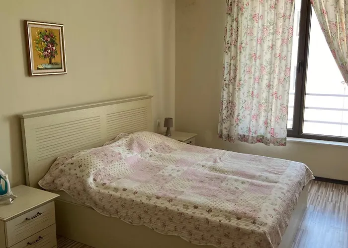 Stamopolulux директен изглед към морето