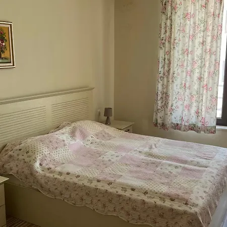 Stamopolulux директен изглед към морето