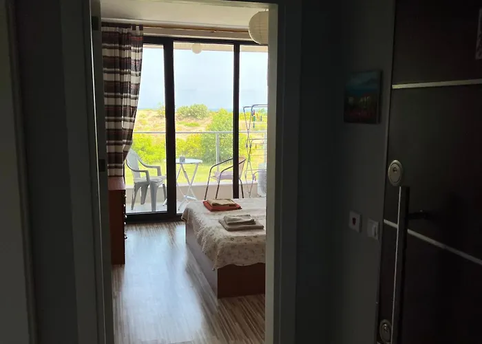 Stamopolulux директен изглед към морето Апартаменты *